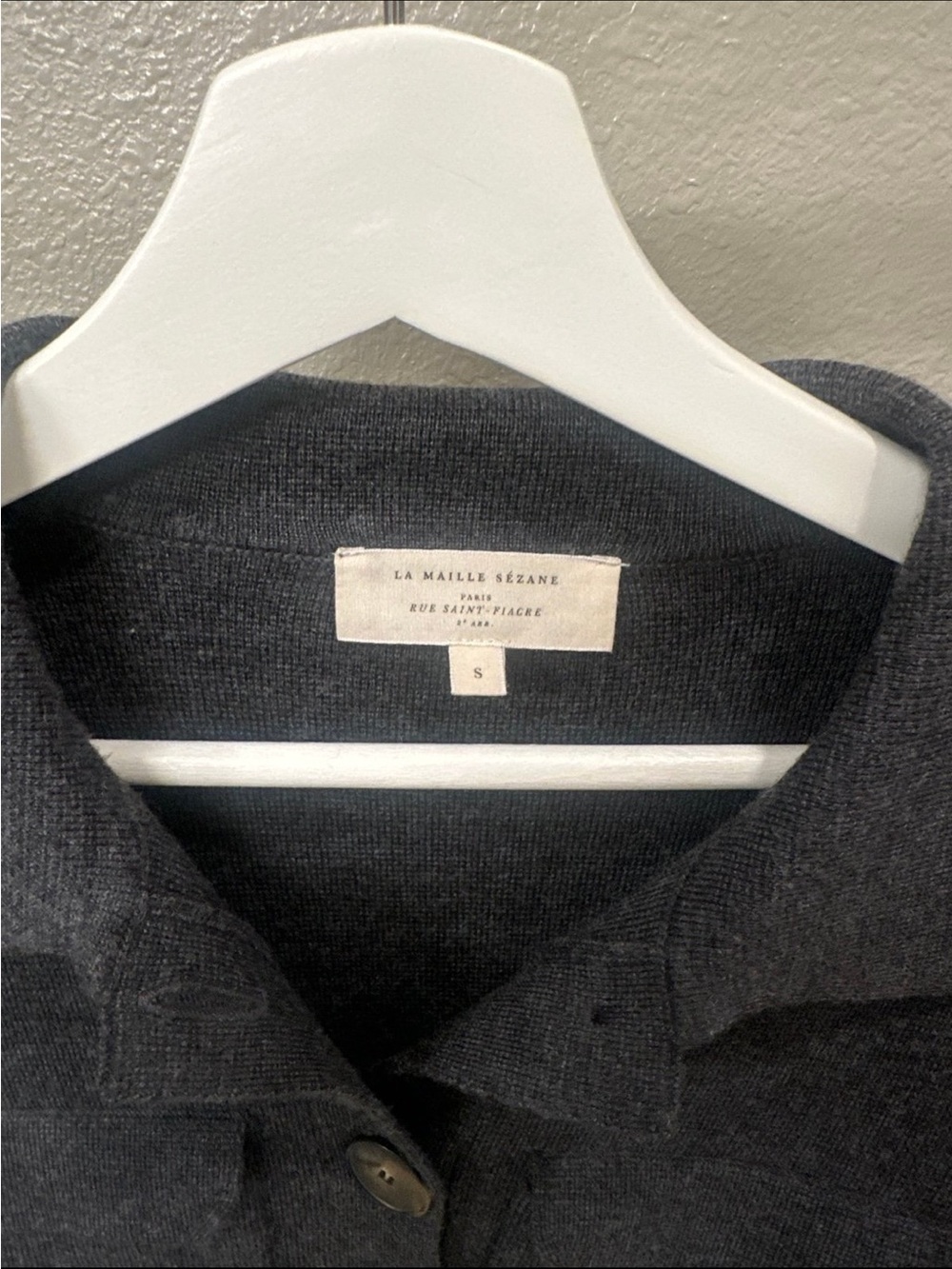 Sezane Betty Cardigan Small
NWOT Charcoal Cropped Button-Front Wool Jacket - Picture 4 of 5
